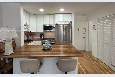 1520 McKinley St #206E, Hollywood, FL 33020 - Photo 9