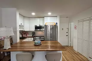 1520 McKinley St, Hollywood, FL 33020 - Photo 9