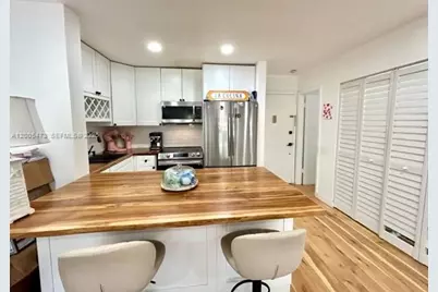 1520 McKinley St #206E, Hollywood, FL 33020 - Photo 5