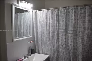 841 Hialeah Dr, Hialeah, FL 33010 - Photo 7