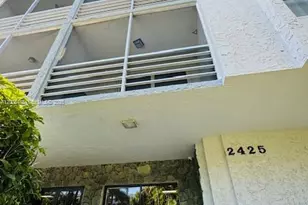 [Address not provided], North Miami, FL 33181 - Photo 5