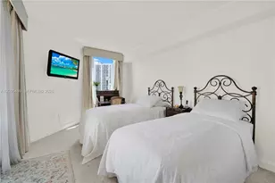 3370 Hidden Bay Dr, Aventura, FL 33180 - Photo 19