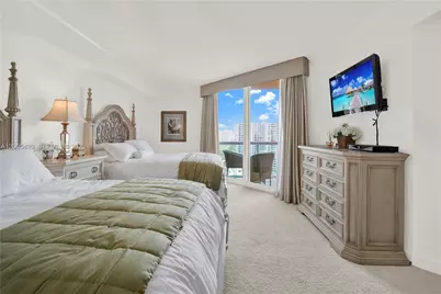 3370 Hidden Bay Dr #1702, Aventura, FL 33180 - Photo 15