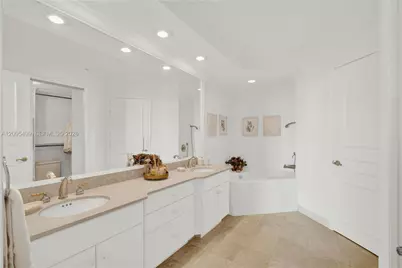 3370 Hidden Bay Dr #1702, Aventura, FL 33180 - Photo 15