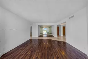 3610 Yacht Club Dr, Aventura, FL 33180 - Photo 11