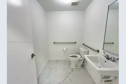 2199 NW 20th St #1, Miami, FL 33142 - Photo 31