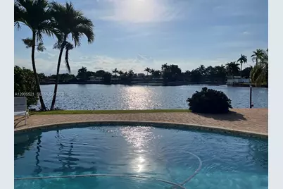 4800 NE 13th Ter, Oakland Park, FL 33334 - Photo 5