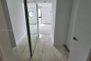 3610 Yacht Club Dr, Aventura, FL 33180 - Photo 19