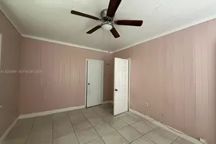 2835 SW 37th Ct, Miami, FL 33134 - Photo 11