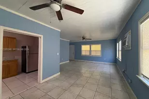 2835 SW 37th Ct, Miami, FL 33134 - Photo 3