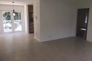 805 NE 138th St, North Miami, FL 33161 - Photo 7