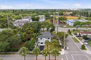 1810 NE 161st St, North Miami Beach, FL 33162 - Photo 5