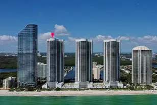 15811 SE Collins Ave, Sunny Isles Beach, FL 33160 - Photo 17