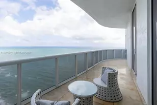 15811 SE Collins Ave, Sunny Isles Beach, FL 33160 - Photo 5