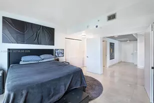 325 S Biscayne Blvd, Miami, FL 33131 - Photo 17