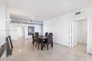 325 S Biscayne Blvd, Miami, FL 33131 - Photo 13
