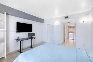 325 S Biscayne Blvd, Miami, FL 33131 - Photo 21