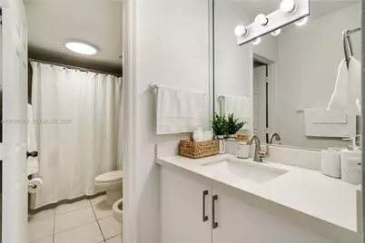 8401 NW 8 St #401, Miami, FL 33126 - Photo 25