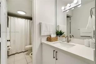 8401 NW 8th St, Miami, FL 33126 - Photo 25