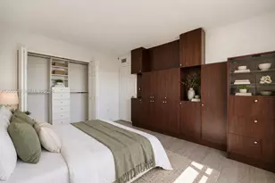 8401 NW 8th St, Miami, FL 33126 - Photo 19