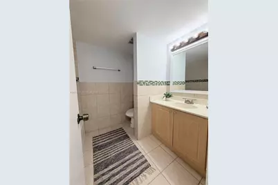 505 S Pine Island Rd #208B, Plantation, FL 33324 - Photo 9