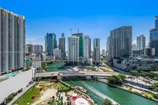 92 SW 3rd St, Miami, FL 33130 - Photo 45