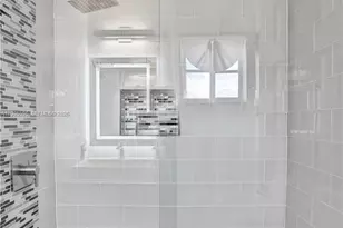 4281 Laurel Ridge Cir, Weston, FL 33331 - Photo 55