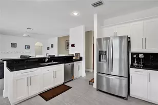 4281 Laurel Ridge Cir, Weston, FL 33331 - Photo 31