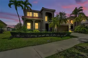 4281 Laurel Ridge Cir, Weston, FL 33331 - Photo 3