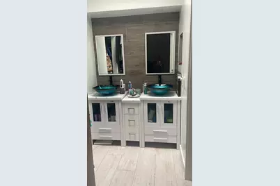 6633 NW 178th Ter, Hialeah, FL 33015 - Photo 21