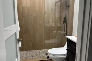 6633 NW 178th Terrace, Hialeah, FL 33015 - Photo 25