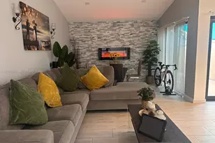 6633 NW 178th Terrace, Hialeah, FL 33015 - Photo 17