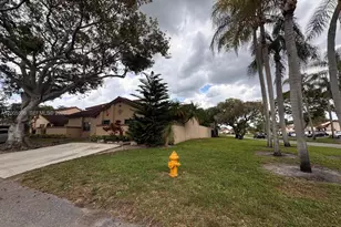 6633 NW 178th Terrace, Hialeah, FL 33015 - Photo 11