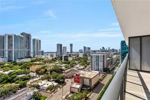 121 NE 34th St, Miami, FL 33137 - Photo 31
