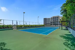 121 NE 34th St, Miami, FL 33137 - Photo 19