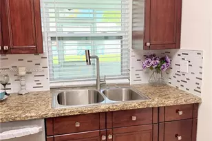 8581 NW 17th St, Plantation, FL 33322 - Photo 13