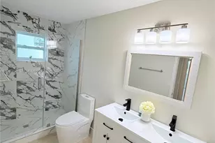8581 NW 17th St, Plantation, FL 33322 - Photo 27