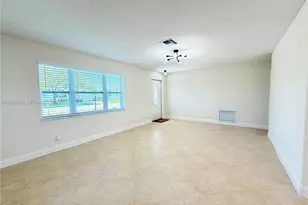 8581 NW 17th St, Plantation, FL 33322 - Photo 5