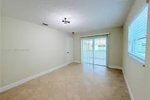 8581 NW 17th St, Plantation, FL 33322 - Photo 23
