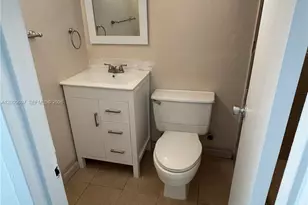 1800 Sans Souci Blvd, North Miami, FL 33181 - Photo 9
