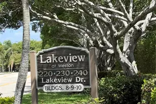230 Lakeview Dr, Weston, FL 33326 - Photo 53