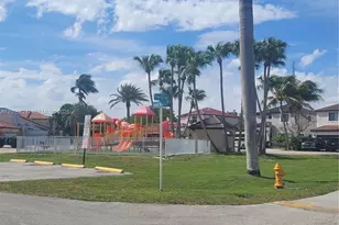 8248 NW 199th Terrace, Hialeah, FL 33015 - Photo 29