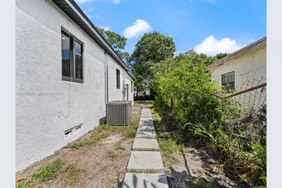 340 Carolina Ave, Fort Lauderdale, FL 33312 - Photo 27