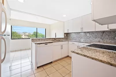 6601 SW 116th Ct #404, Miami, FL 33173 - Photo 11