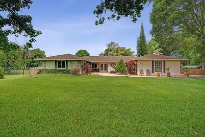 4981 SW 186th Ave, Southwest Ranches, FL 33332 - Photo 3
