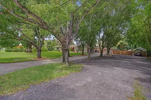 4981 SW 186th Ave, Southwest Ranches, FL 33332 - Photo 47