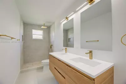 2143 Hacienda Ter, Weston, FL 33327 - Photo 15