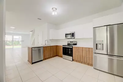 2143 Hacienda Ter, Weston, FL 33327 - Photo 5