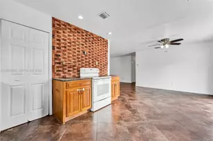 9750 SW 74th St, Miami, FL 33173 - Photo 11