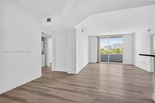 2775 NE 187th St, Aventura, FL 33180 - Photo 13